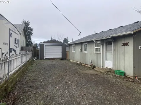 645 S 14th Street Cottage Grove OR 97424