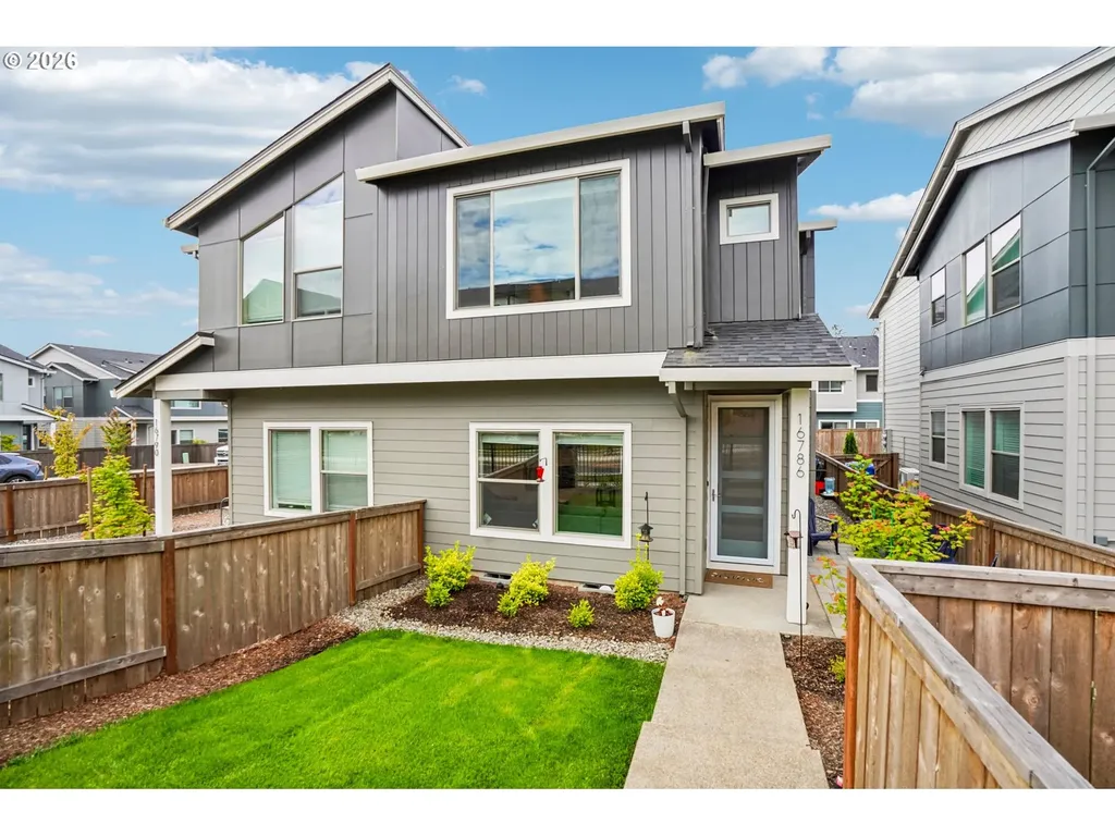 16786 SE Scouters Mountain Road Happy Valley OR 97086