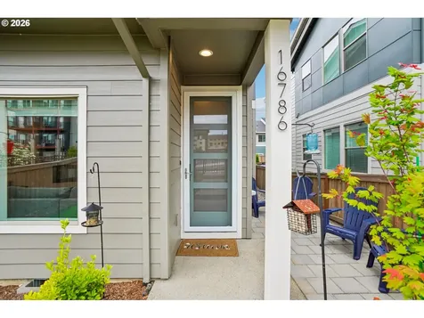 16786 SE Scouters Mountain Road Happy Valley OR 97086