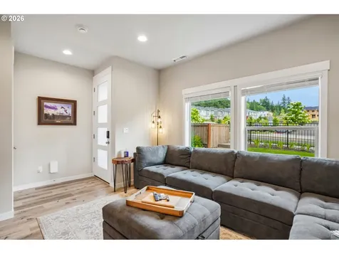 16786 SE Scouters Mountain Road Happy Valley OR 97086