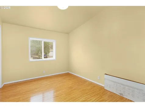 150 Adams Loop Roseburg OR 97471