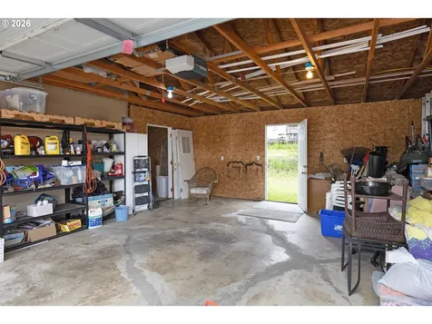 150 Adams Loop Roseburg OR 97471