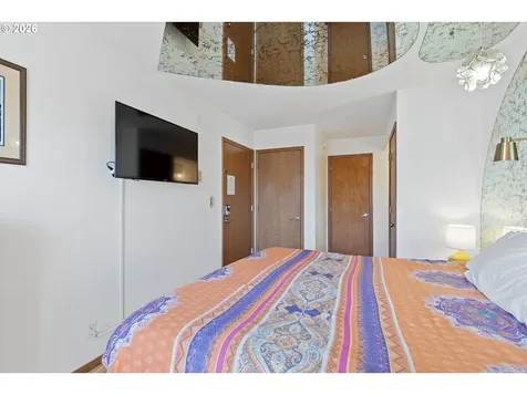 145 NW Inlet Avenue Lincoln City OR 97367
