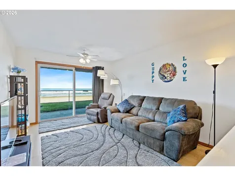 145 NW Inlet Avenue Lincoln City OR 97367