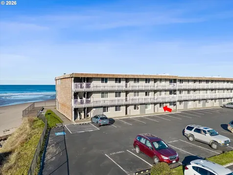 145 NW Inlet Avenue Lincoln City OR 97367