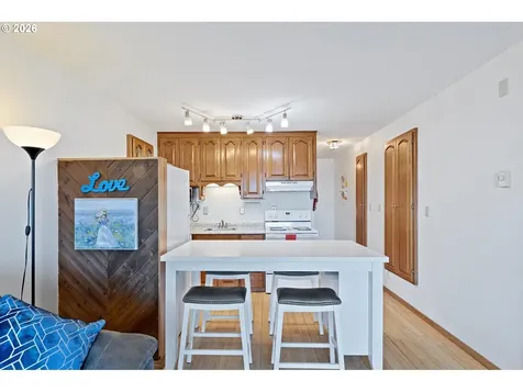 145 NW Inlet Avenue Lincoln City OR 97367