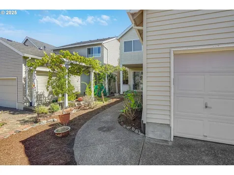 6253 SW Arbor Grove Drive Corvallis OR 97333