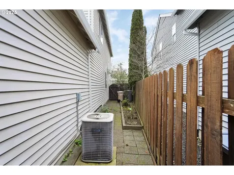 6253 SW Arbor Grove Drive Corvallis OR 97333