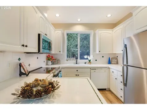6253 SW Arbor Grove Drive Corvallis OR 97333