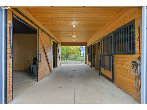 15299 NE Quarry Road Newberg OR 97132