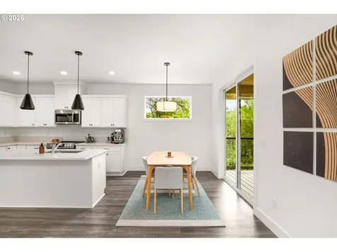 939 SE Roberts Avenue Gresham OR 97080