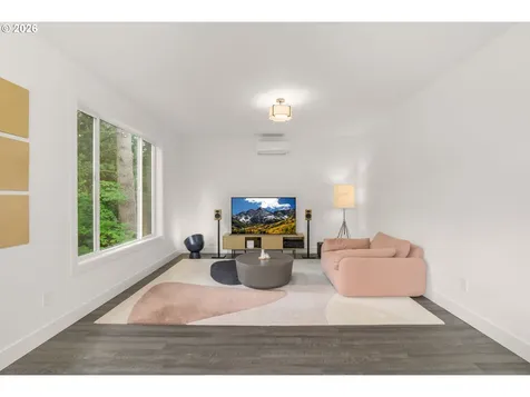 939 SE Roberts Avenue Gresham OR 97080