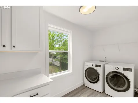 939 SE Roberts Avenue Gresham OR 97080