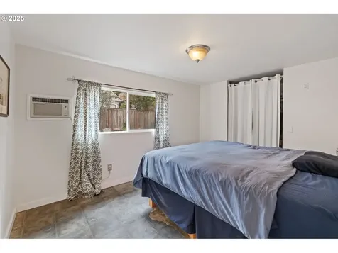 9342 N Saint Johns Avenue Portland OR 97203