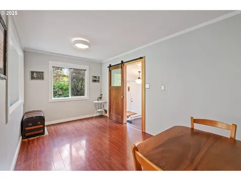 9342 N Saint Johns Avenue Portland OR 97203