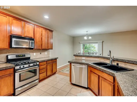 3822 SE 189th Avenue Vancouver WA 98683