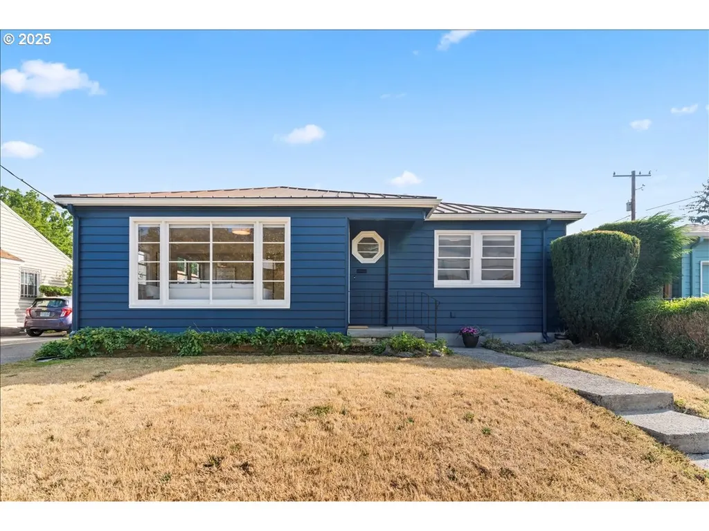 1814 NE Bryant Street Portland OR 97211