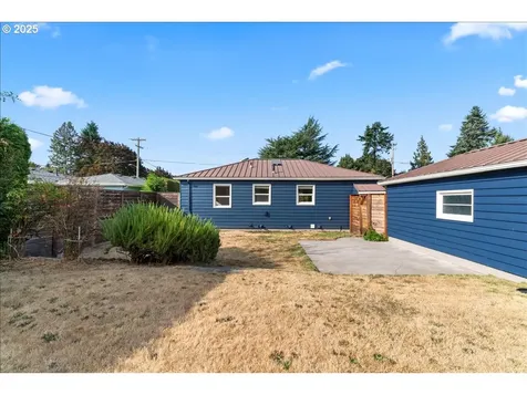 1814 NE Bryant Street Portland OR 97211