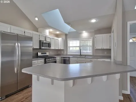 1688 NE Coburn Drive Mcminnville OR 97128