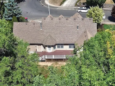 1688 NE Coburn Drive Mcminnville OR 97128