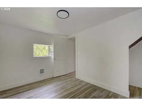6405 Westside Highway Castle Rock WA 98611
