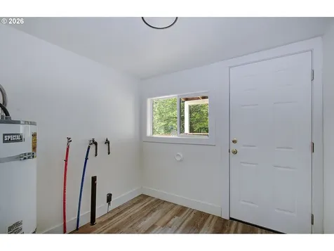 6405 Westside Highway Castle Rock WA 98611