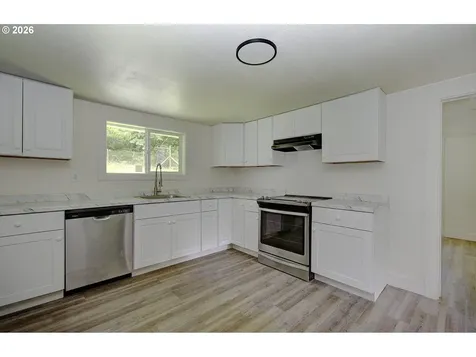 6405 Westside Highway Castle Rock WA 98611