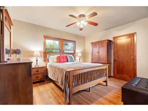 1943 SE 22nd Avenue Portland OR 97214