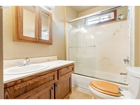1943 SE 22nd Avenue Portland OR 97214