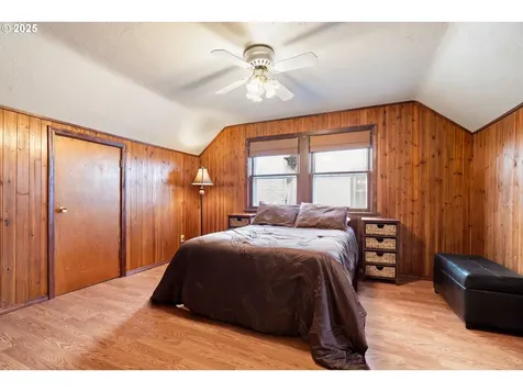 1943 SE 22nd Avenue Portland OR 97214