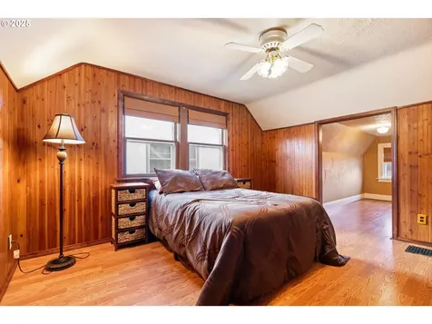 1943 SE 22nd Avenue Portland OR 97214