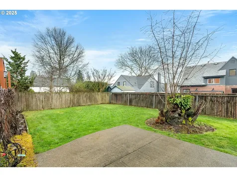 1943 SE 22nd Avenue Portland OR 97214