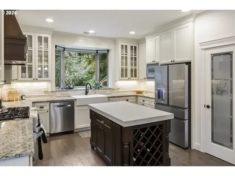 8235 SW 47th Avenue Portland OR 97219