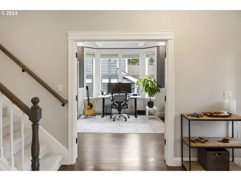 8235 SW 47th Avenue Portland OR 97219