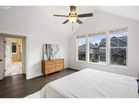 8235 SW 47th Avenue Portland OR 97219