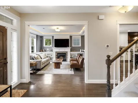 8235 SW 47th Avenue Portland OR 97219