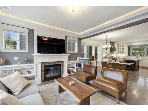 8235 SW 47th Avenue Portland OR 97219