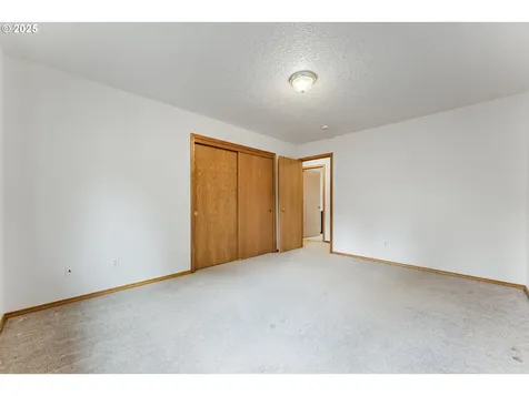 13826 SE Boise Court Portland OR 97236