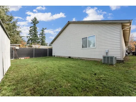 13826 SE Boise Court Portland OR 97236