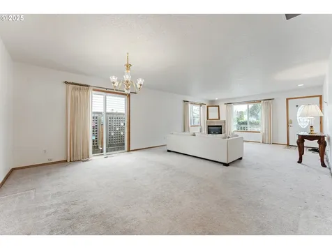 13826 SE Boise Court Portland OR 97236