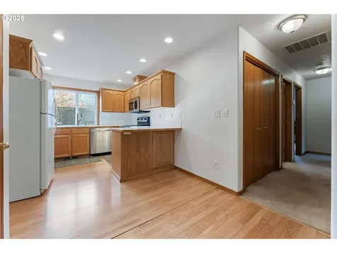 13826 SE Boise Court Portland OR 97236