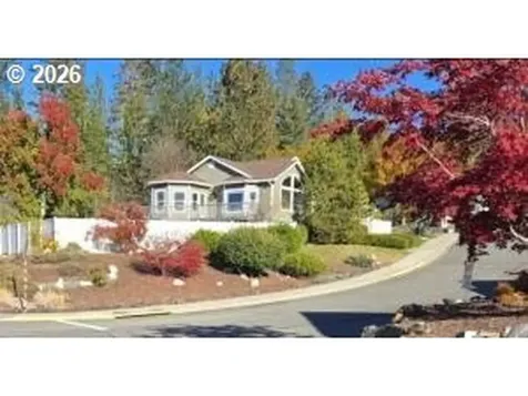212 Wagon Wheel Drive Grants Pass OR 97527