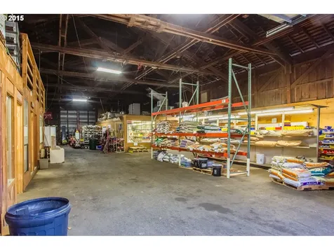 102 Onion Lane Gaston OR 97119