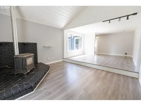 2306 Jefferson Street Sweet Home OR 97386