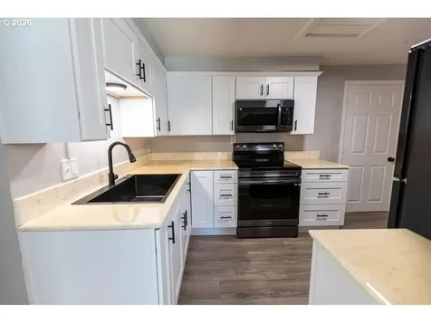 2306 Jefferson Street Sweet Home OR 97386