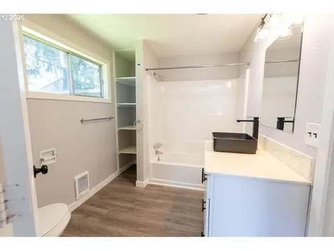 2306 Jefferson Street Sweet Home OR 97386