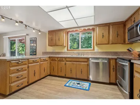 830 SE 59th Avenue Hillsboro OR 97123