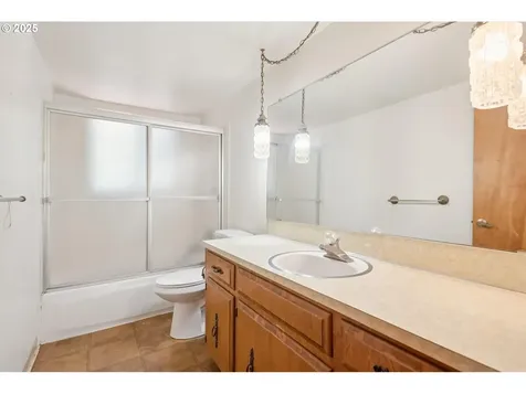 830 SE 59th Avenue Hillsboro OR 97123