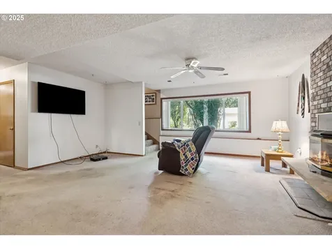 830 SE 59th Avenue Hillsboro OR 97123