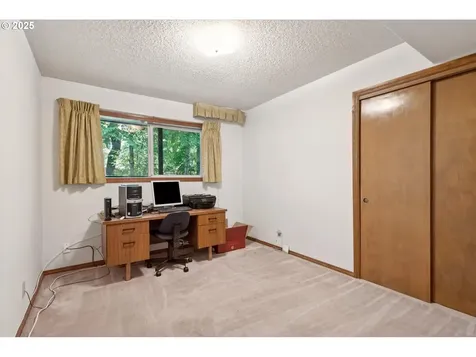 830 SE 59th Avenue Hillsboro OR 97123